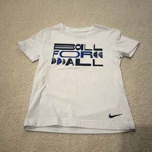 Nike Short Sleeve Tee Shirt